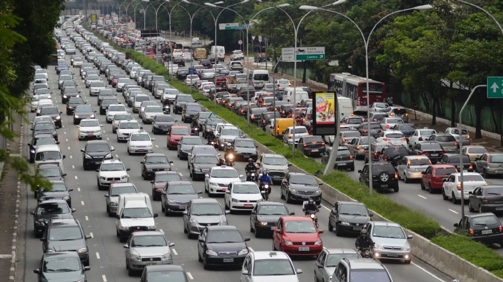 OPORTUNIDADES SEM FIM PARA AS EMPRESAS DO SETOR AUTOMOBIL�STICO